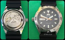 ORIENT-AUTOMATIC-200m-vintage automatic- Diver Sub-all stain