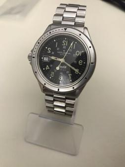 Diver Hamilton Kaki Quartz Sub 330 Ft