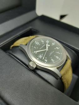 Hamilton Khaki Field 38 mm Cassa in Acciaio, Quadrante Verde