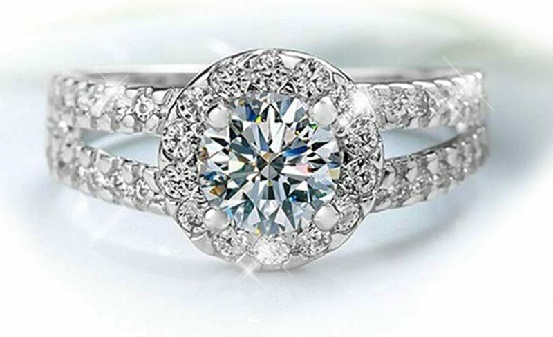 anello solitario donna sparkling con zircone centrale