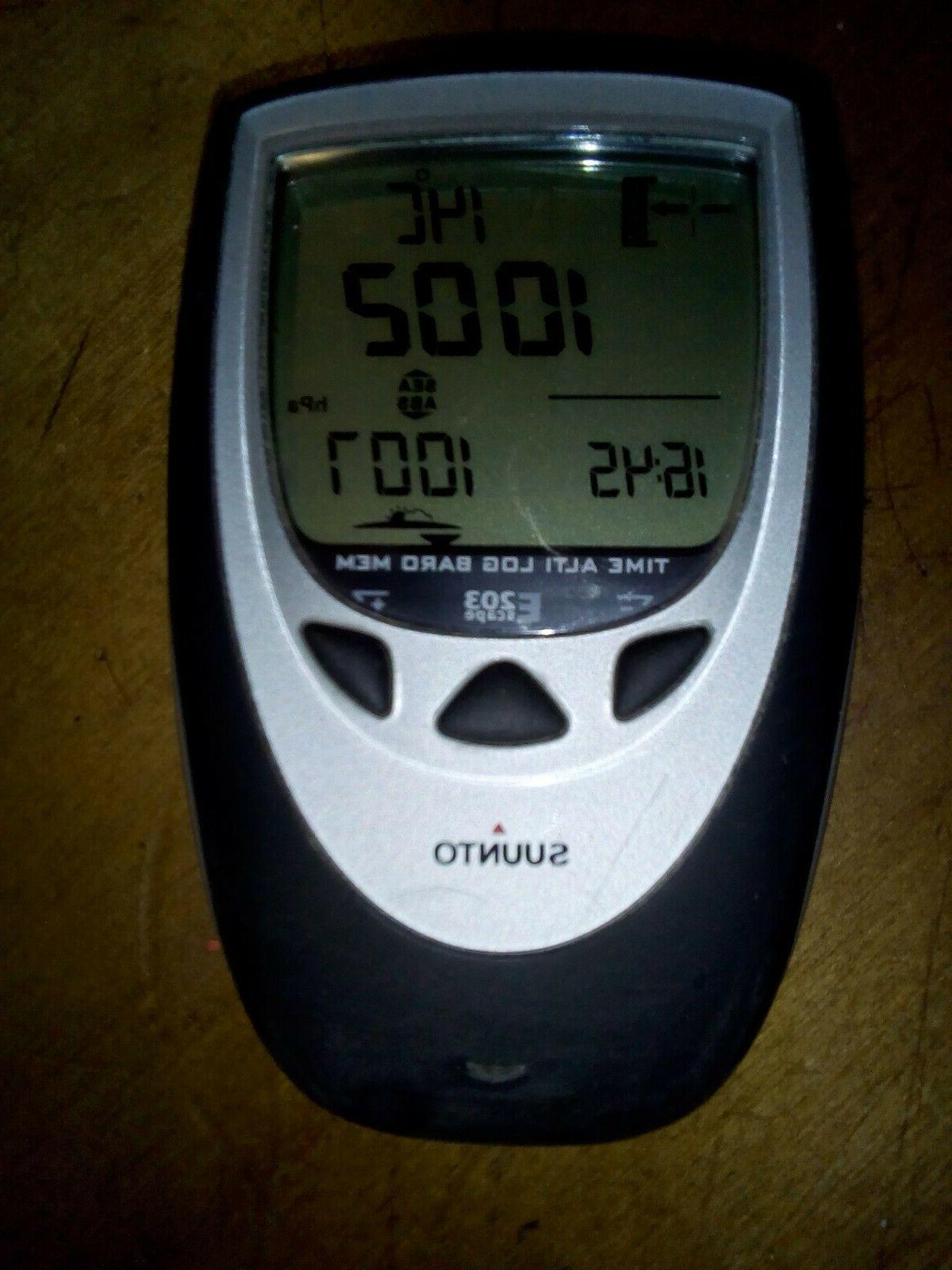 escape e203 altimetro barometro orologio datario digitale