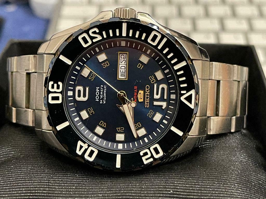 monster diver automatico 4r36 06b0 44 mm