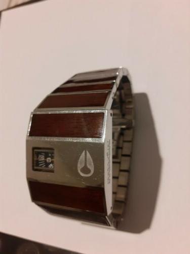 nixon rotolog wood