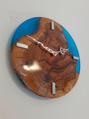 orologio da parete in legno di ulivo