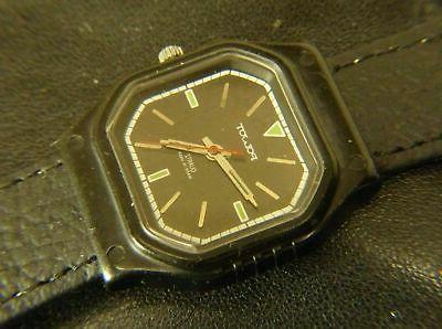 orologio da polso al quarzo russo urss