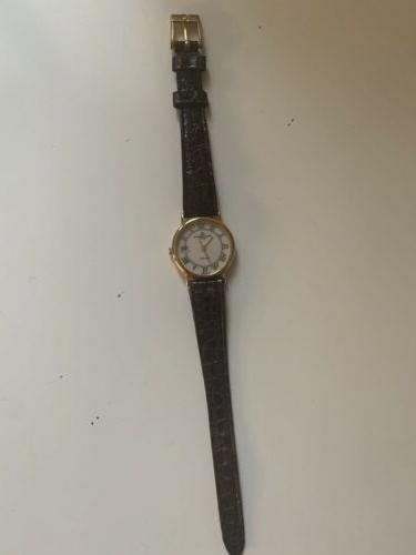 orologio doro baume and mercier da donna