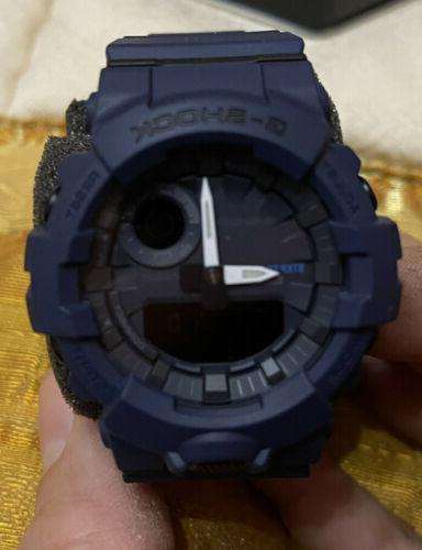 orologio g shock gma 800 con etichette