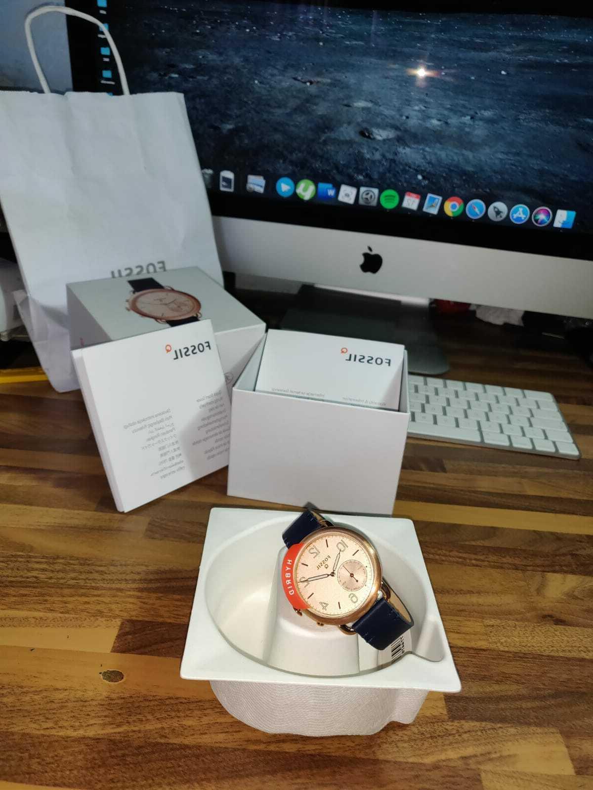 q orologio ibrido cinturino pelle blu