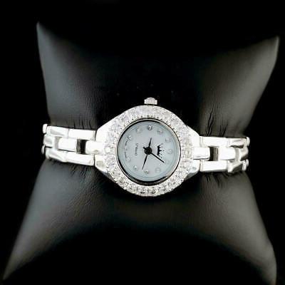 video orologio da polso da donna sveglio