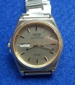 O Seiko Quartz Sq 100 5y23 8b30 Sapphire Glass - Anni 80/90 