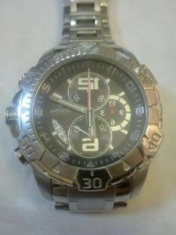 O Festina Crono Verticale Nero F16358