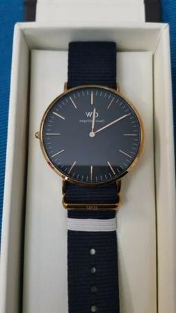 O Da Polso Daniel Wellington B40r14 Classic Bayswater Blu No