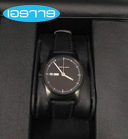 O Donna Cinturino In Pelle Nero Quadrante Nero In Acciaio.