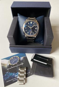 O Spinnaker Hull Riviera, Automatico