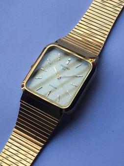 O Orient Quartz Gold Vintage Unisex Carr&egrave; Square Tank