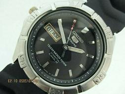 O Submariner Seiko 5 Automatico 7s26 Day_date 40 Mm 10 Atm W