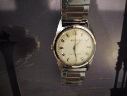 O Bulova Vintage Mod. Running