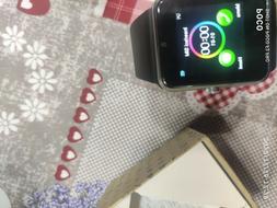 Smart watch  con slot SIM e un altra per la memoria SD