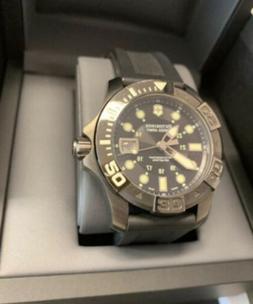 Victorinox Swiss Army 43mm Dive Master 500 Full Set Original